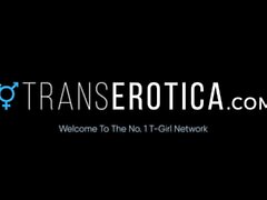 Transerotica Lusty Trans Kayleigh Coxx duro picchiato dal pezzo