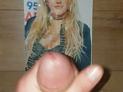 Ellie Goulding Cumshot på användarbild