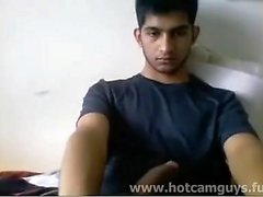 Super Cute Indian Guy Jerks på Cam - Del 1