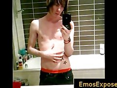 Tatooed emo twinkie selfshot in spiegel part6