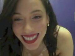 amateur hot tranny dancing for the webcam fans