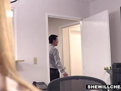 SheWillCheat - Busty MILF Boss se folla a un nuevo empleado