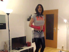 Faltenbesetzt Hot Dance Emo Girl