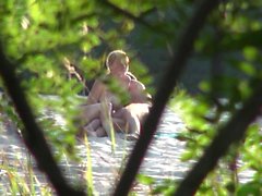 Casal Amador Nude Filmado sobre Hidden Voyeur câmera na praia