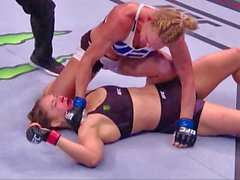 Di Holly Holm vs. Miesha Tate ( XXX Promozione )