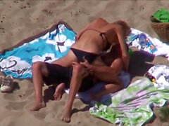 La spiaggia voyeur sandfly, spiare bikini voyeur spiaggia