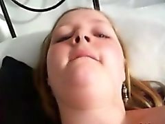 Mollige Mädchens Dreharbeiten selfshot Video