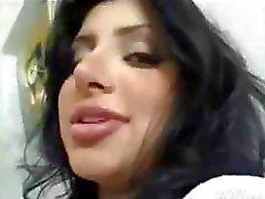 Caliente de trigueno adolescente Arabian mamando polla e follando fuerza