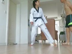 taekwondo flicka