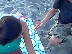 Spansk Chick plockas upp på Public Beach