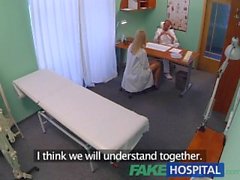 FakeHospital Новой медсестра принимает двойная в лицо кончил в рогатый врача