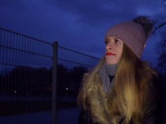 Deutscher Scout - tiefe Anal für Mädchen Nikki bei gefälschtem Modell