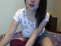 very hot amateur brunette webcam girl