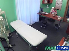 FakeHospital infermiera sexy che vuole un scopata rapida