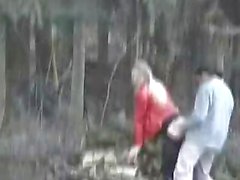 il sesso in foresta di