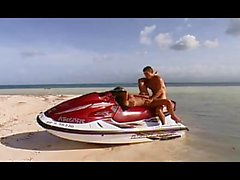 Dos tiempos Potencia - Jetski y Babe