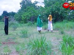Herdsman fucks zwei unschuldige muslimische Mädchen (New 13. Januar 2021!) - Sunporno