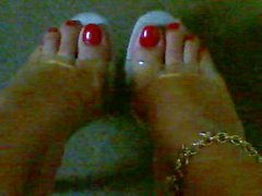 очистить пятки и красные дл ногтей пальцев ног