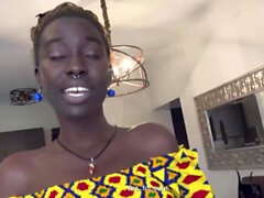 Dark Skin Black Babe ist im Casting aufgebrochen - Africasting