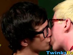 Twinks tekee niiden Glee club homo kuin se voi mahdollisesti ole