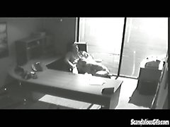 La Oficina de Tryst obtiene Caught en CCTV de Y escapado