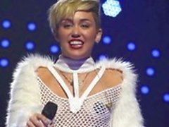 Miley Cyrus sans censure!