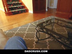 DadCrush - Hot Teen Monica Salbei fickt ihren perversen Stiefvater