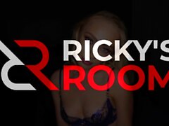 Rickysroom, aber warte, es gibt mehr mit Braylin Bailey