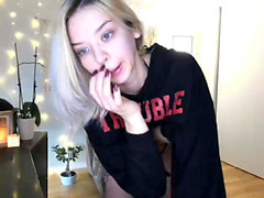 Blonde Amateur Webcam Décapant Striptease